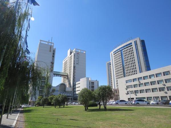 飛龍醫(yī)療所在鄭州國(guó)家高新技術(shù)開發(fā)區(qū)火炬大廈